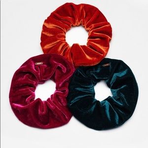 NEW! Hair Scrunchies